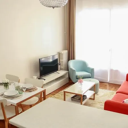 Cosy 3 Pieces A 5 Min De La Prom アパート