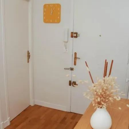 Cosy 3 Pieces A 5 Min De La Prom アパート